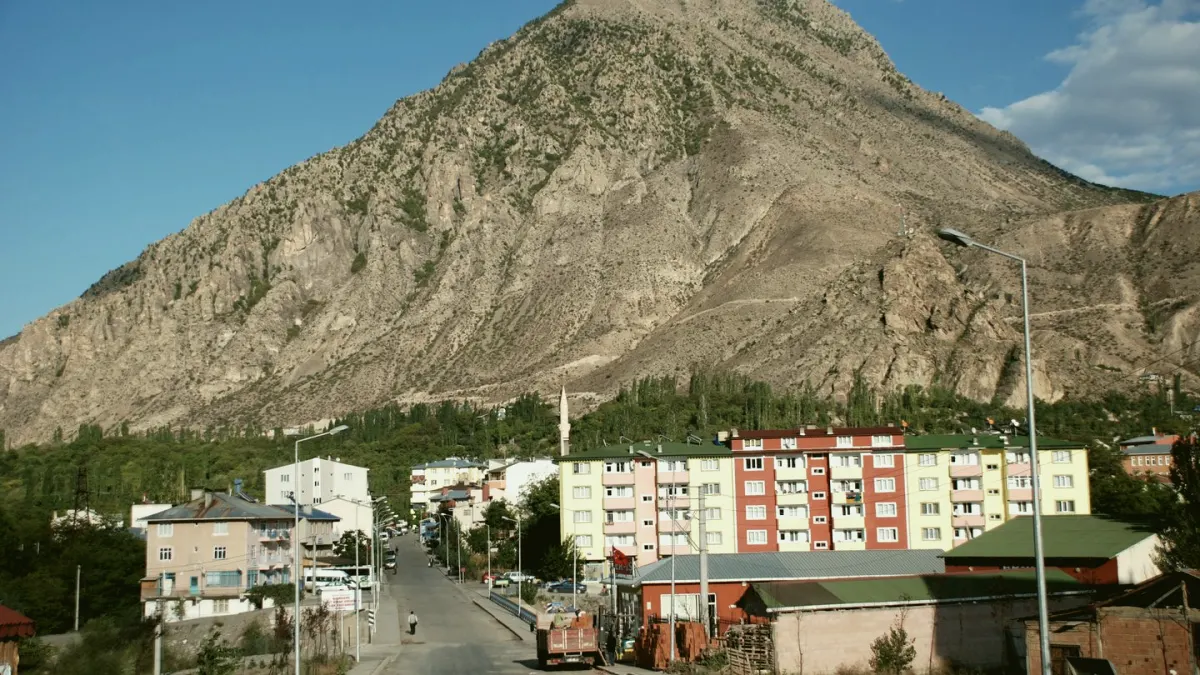 Uzundere, Erzurum