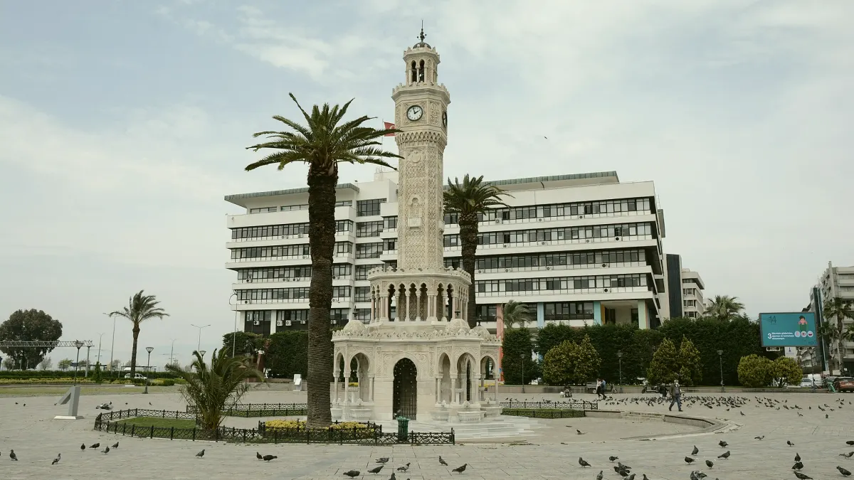 Konak, İzmir