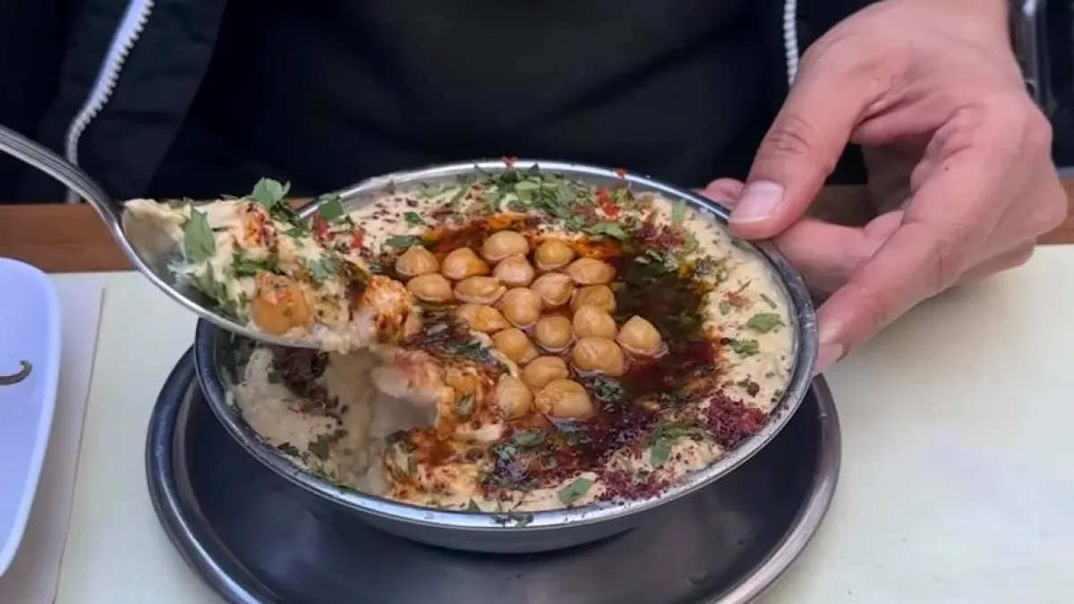 Fıkralı Humus Ezme Salonu