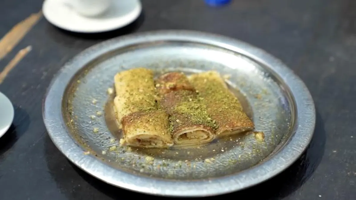 Gümrük Hanı
