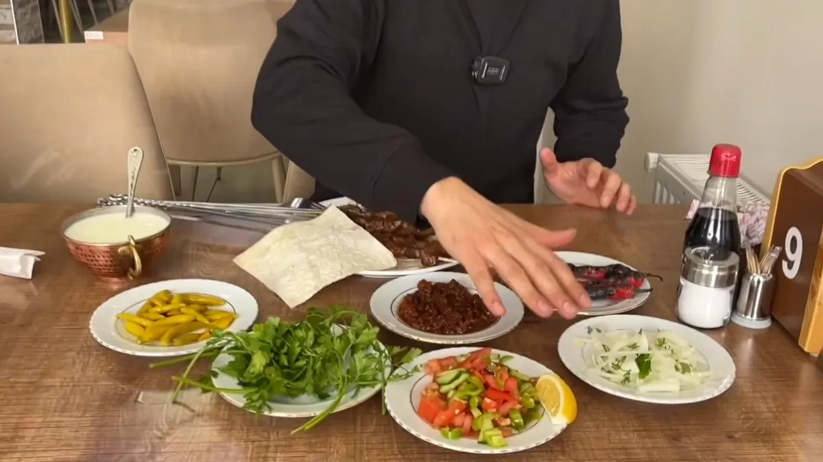 Hacegan Mangalda Ciğer & Kebap Salonu