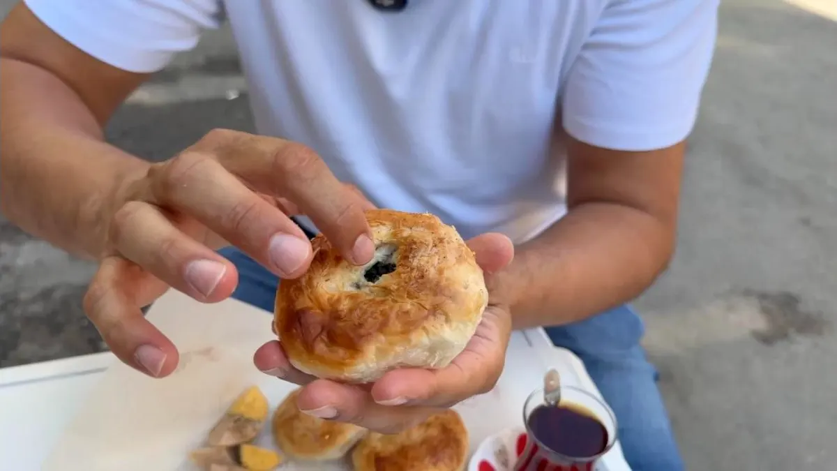 Meşhur Kahraman Sokağı Boyozcusu