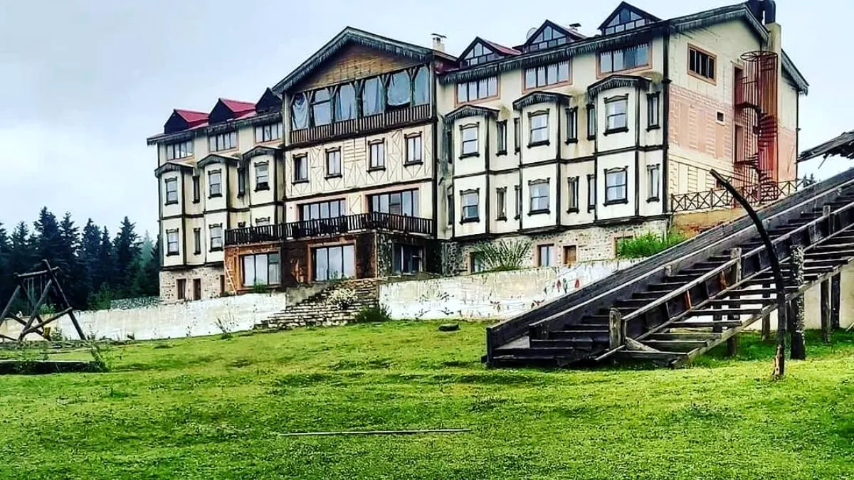 Zifin Hotel